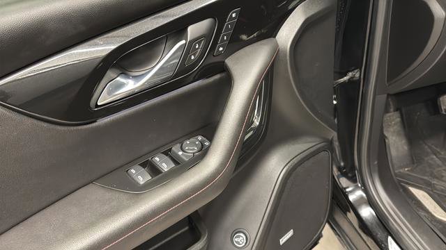 Used 2021 Chevrolet Blazer RS w/ Enhanced Convenience Package image 21