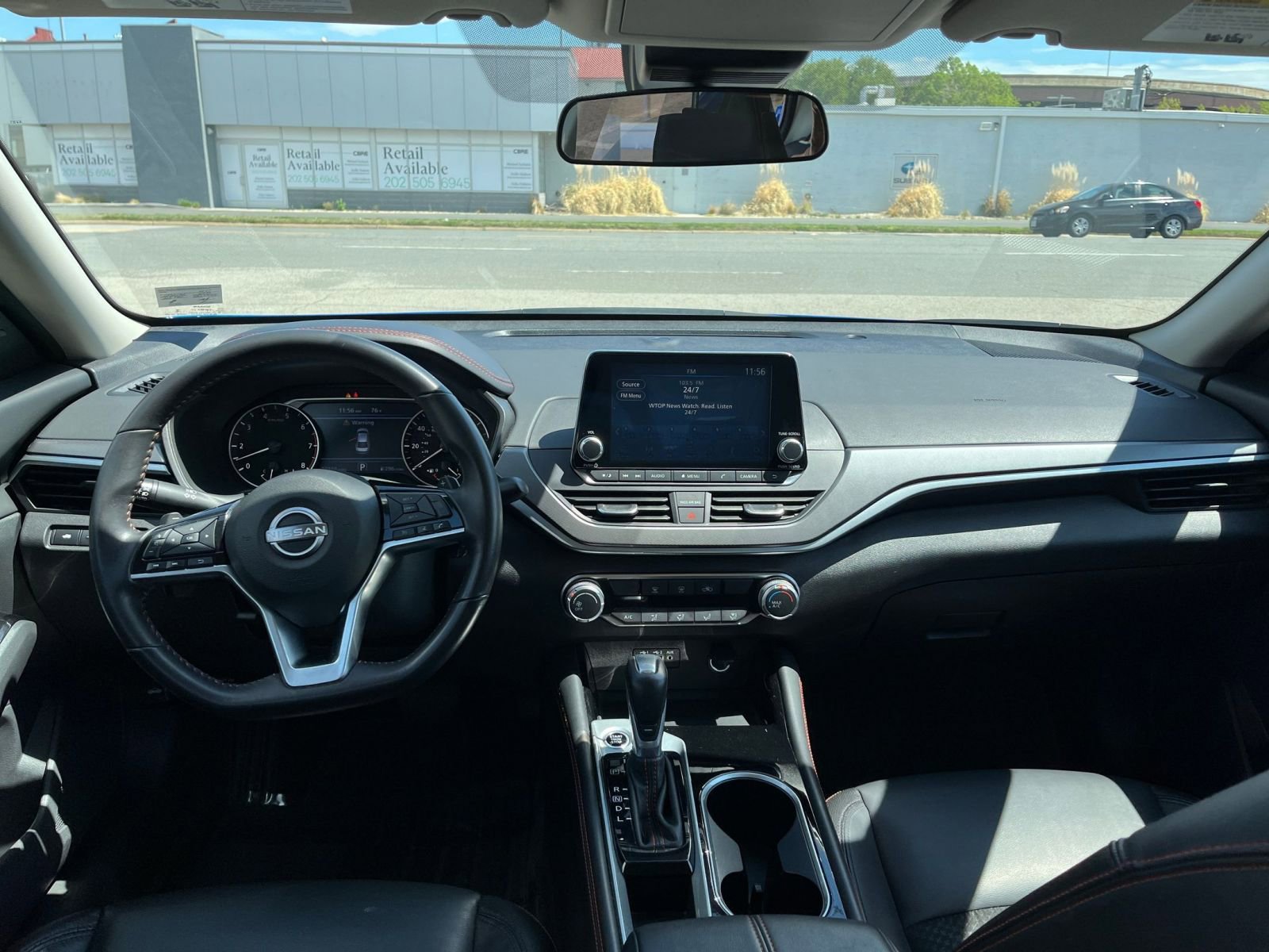 Used 2025 Nissan Altima 2.5 SR FWD image 34