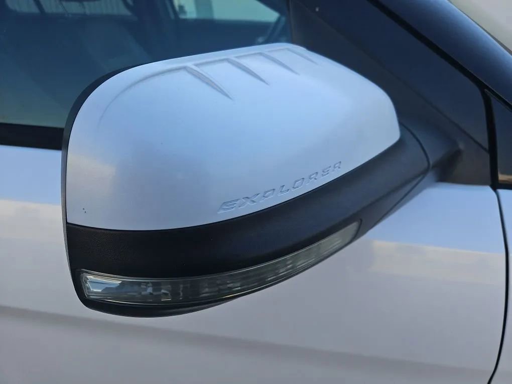 Used 2013 Ford Explorer Limited image 10