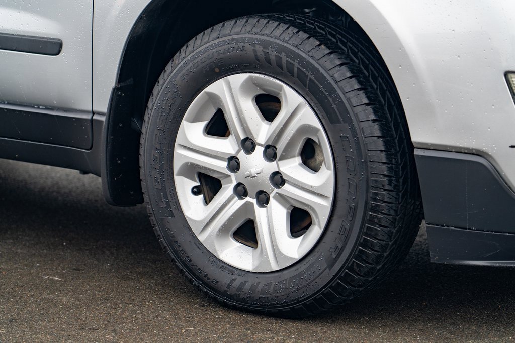 Used 2014 Chevrolet Traverse LS AWD/4WD image 7