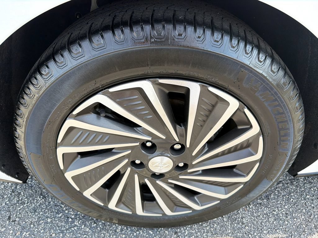 Used 2023 Hyundai Sonata SEL w/ Cargo Package FWD image 17