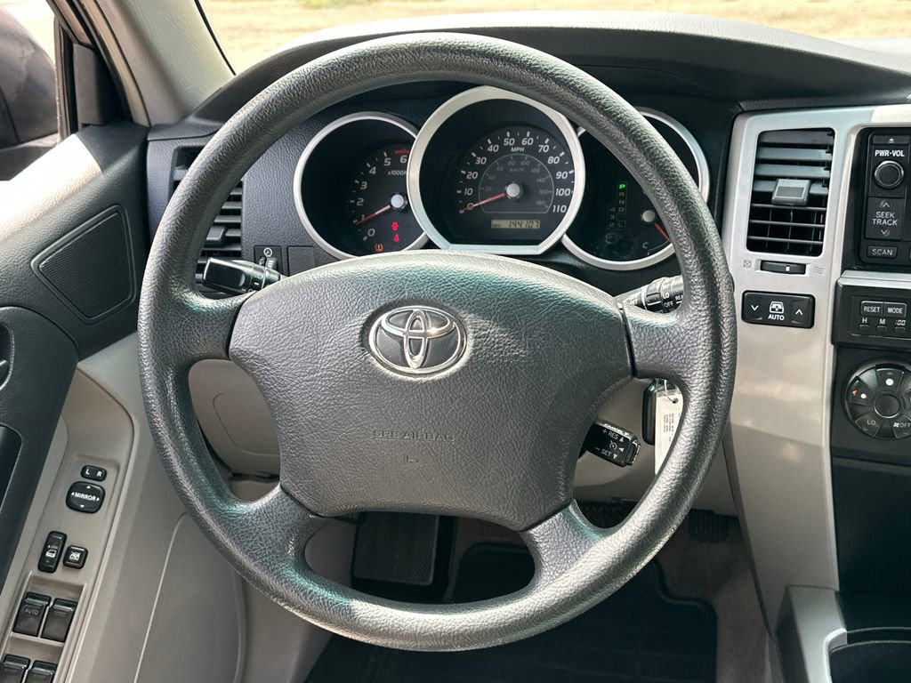 Used 2006 Toyota 4Runner SR5 image 16
