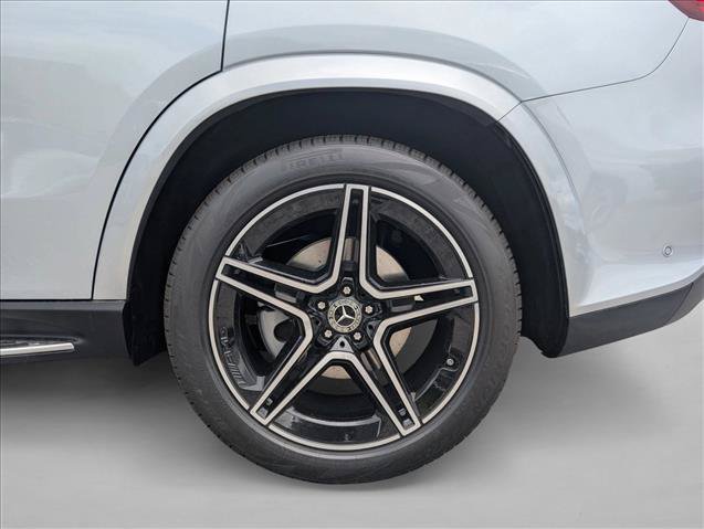 New 2026 Mercedes-Benz GLS 450 4MATIC image 10