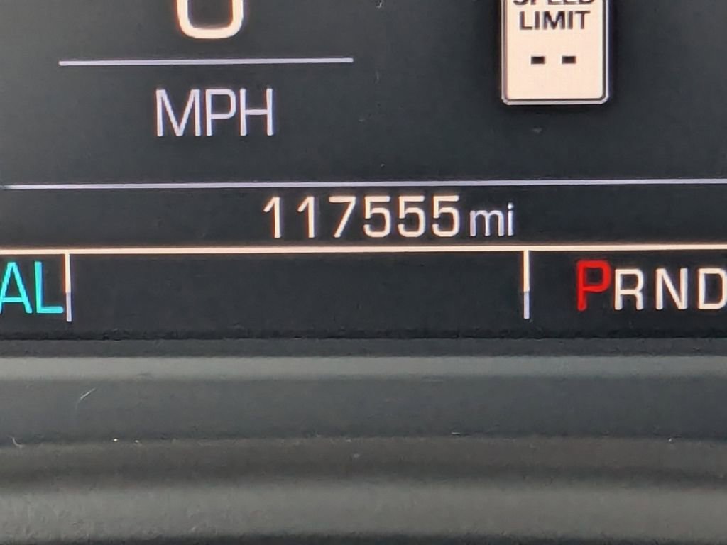 Used 2019 Chevrolet Suburban Premier image 28