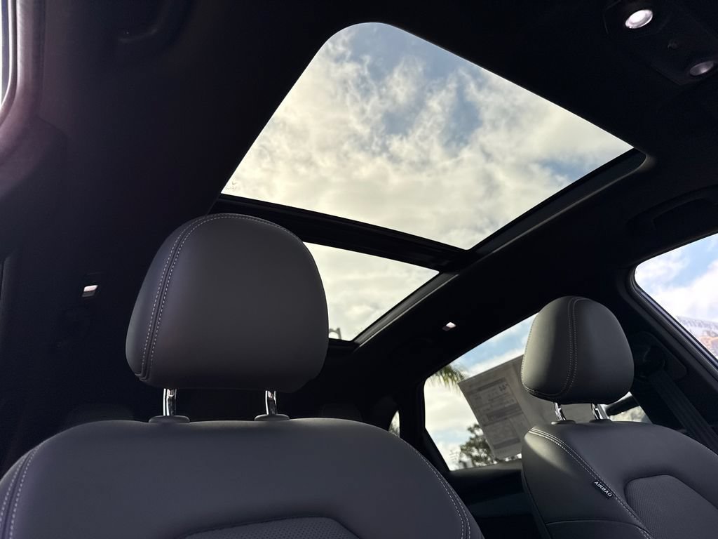New 2025 VinFast VF 8 Plus AWD/4WD image 13