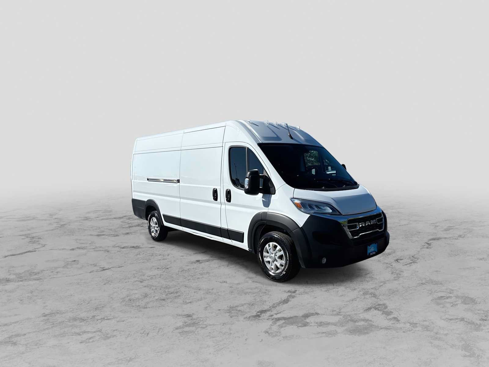 Used 2024 RAM ProMaster 3500 w/ Quick Order Package 22G SLT FWD image 2