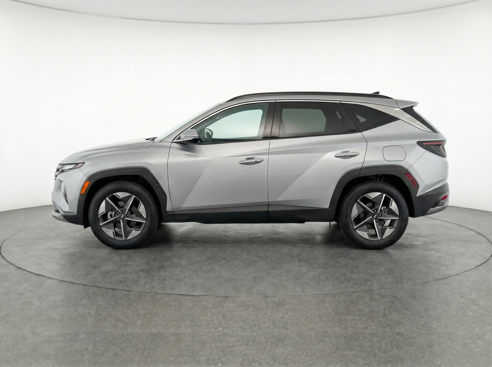 Used 2025 Hyundai Tucson SEL FWD image 5