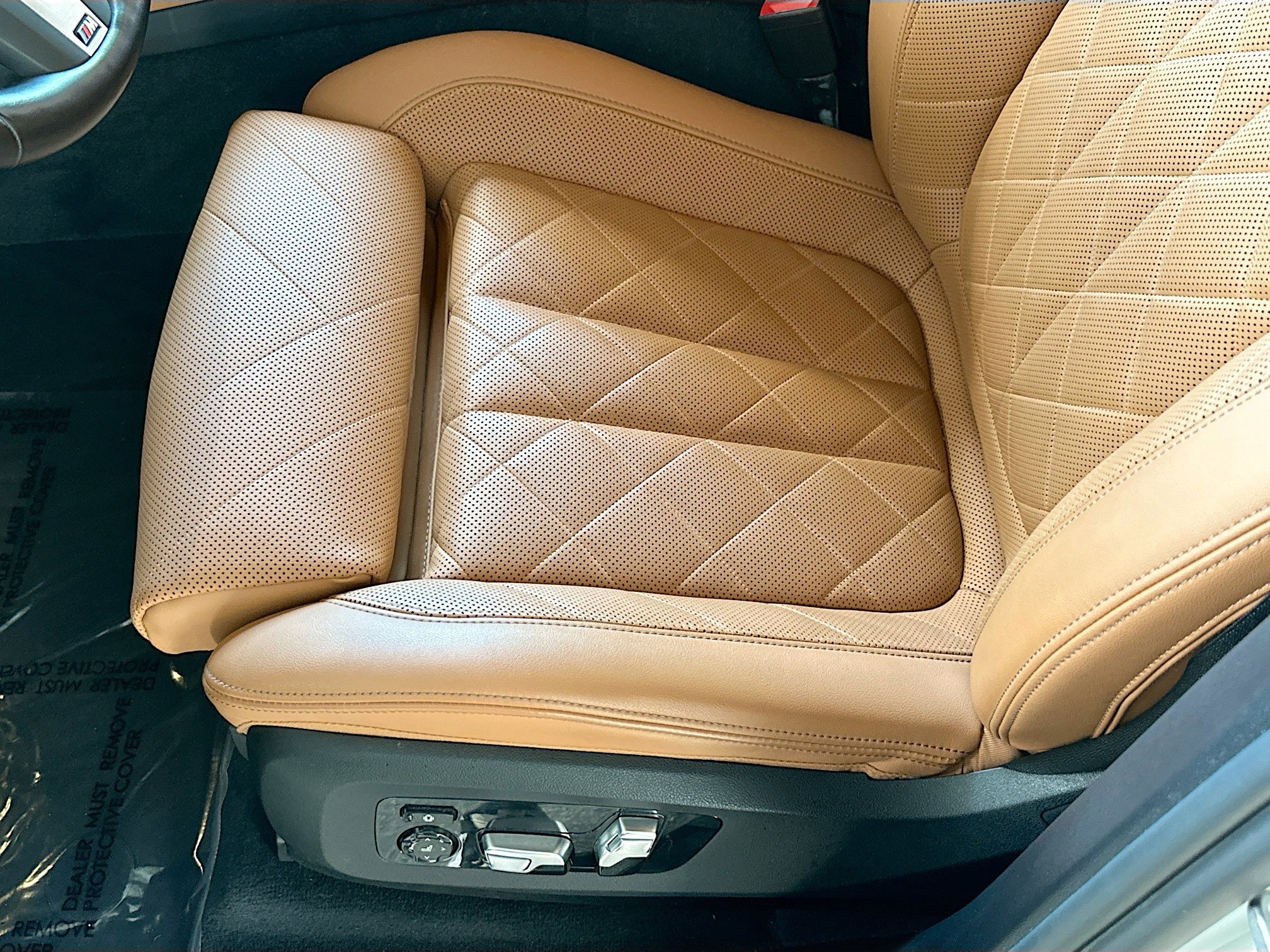 Certified 2023 BMW X7 xDrive40i w/ M Sport Package image 19