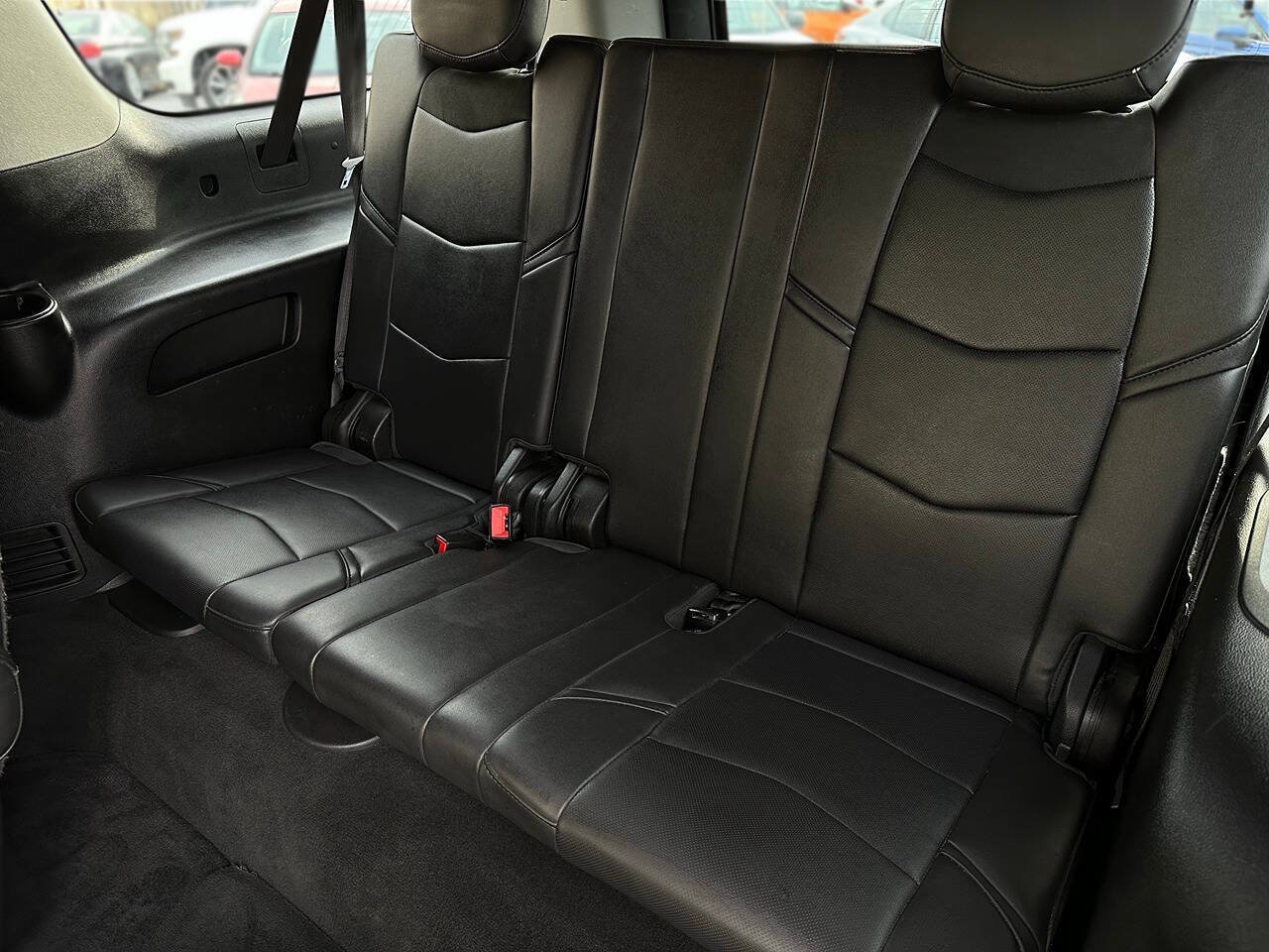 Used 2018 Cadillac Escalade ESV Premium Luxury AWD/4WD image 10