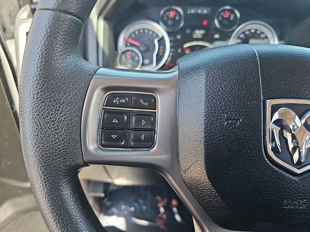 Used 2022 RAM 1500 Classic SLT w/ Electronics Group AWD/4WD image 16