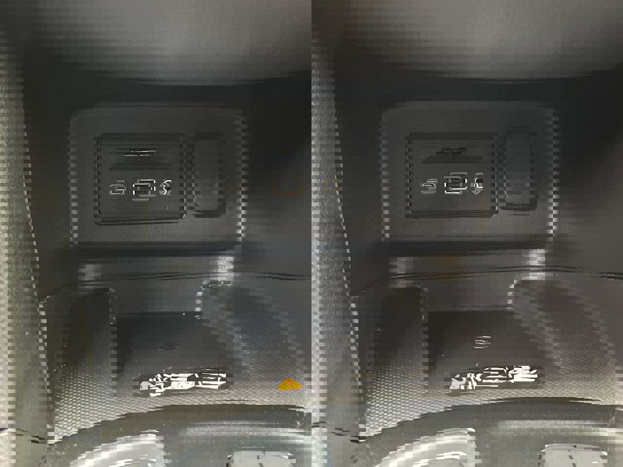 Certified 2022 Chevrolet Equinox Premier image 23