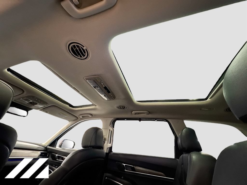 Used 2022 Kia Telluride SX w/ Towing Package AWD/4WD image 24