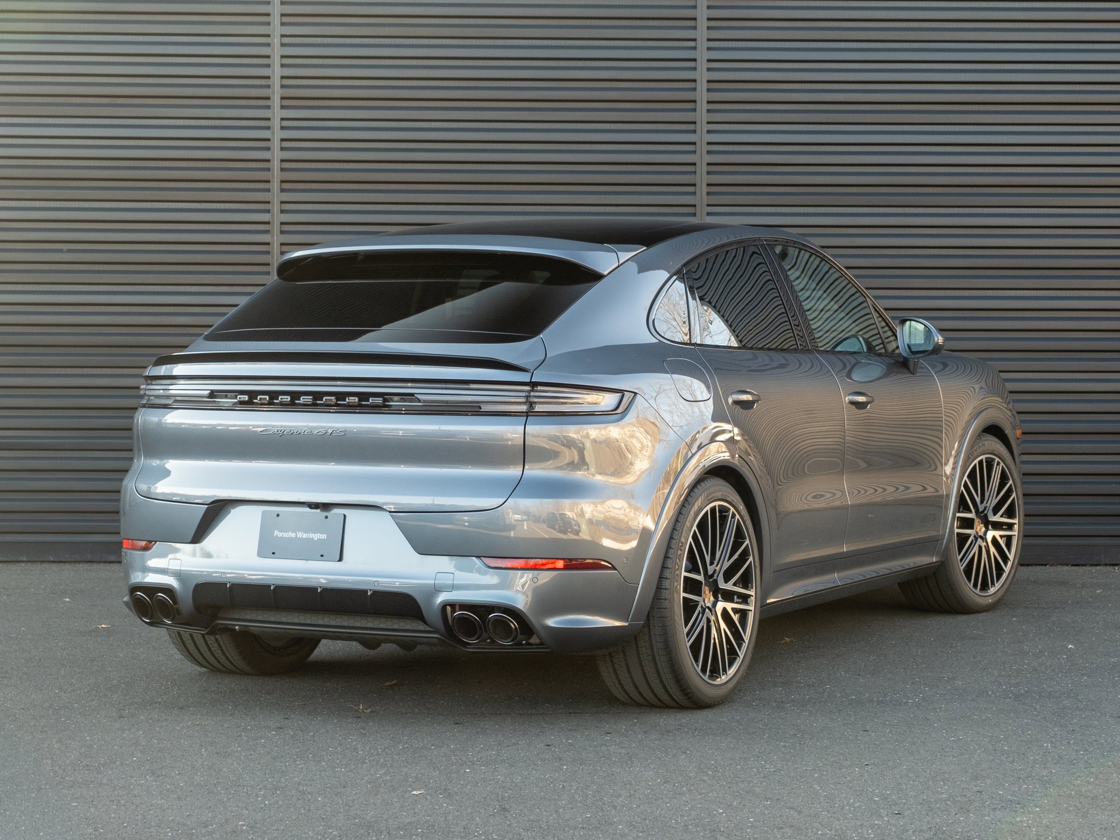 New 2026 Porsche Cayenne GTS image 8