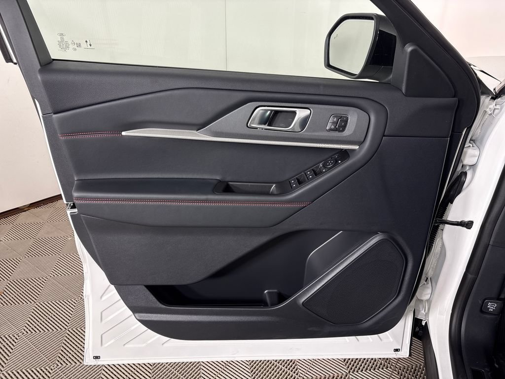 New 2027 Ford Explorer ST RWD image 16
