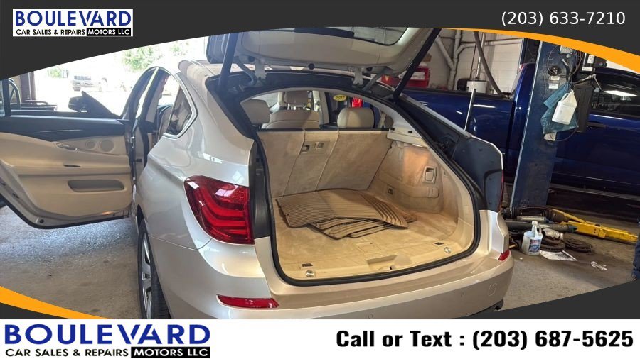 Used 2012 BMW 535i xDrive AWD/4WD image 35