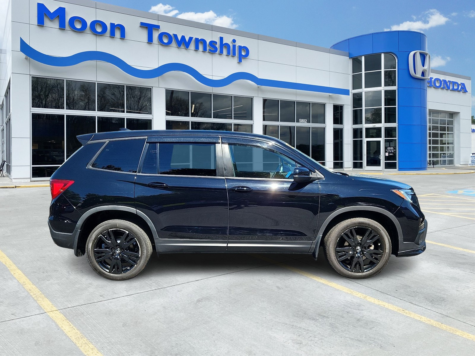 Used 2021 Honda Passport Sport image 7