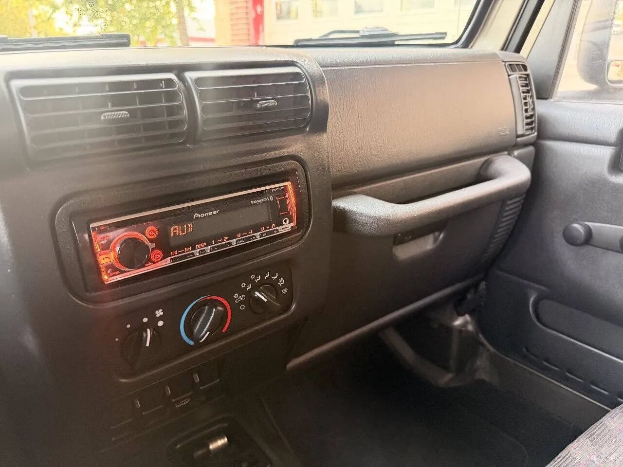 Used 2004 Jeep Wrangler X w/ Wheel Plus Group AWD/4WD image 15