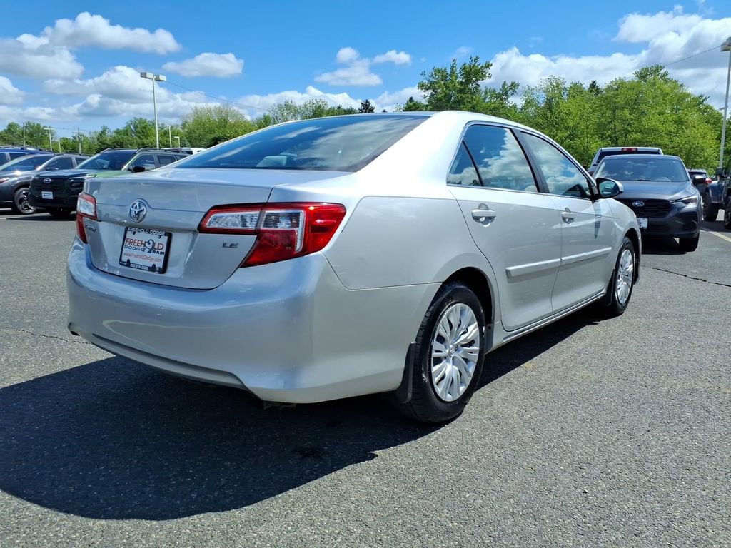 Used 2013 Toyota Camry LE w/ Preferred Accessory Pkg FWD image 17