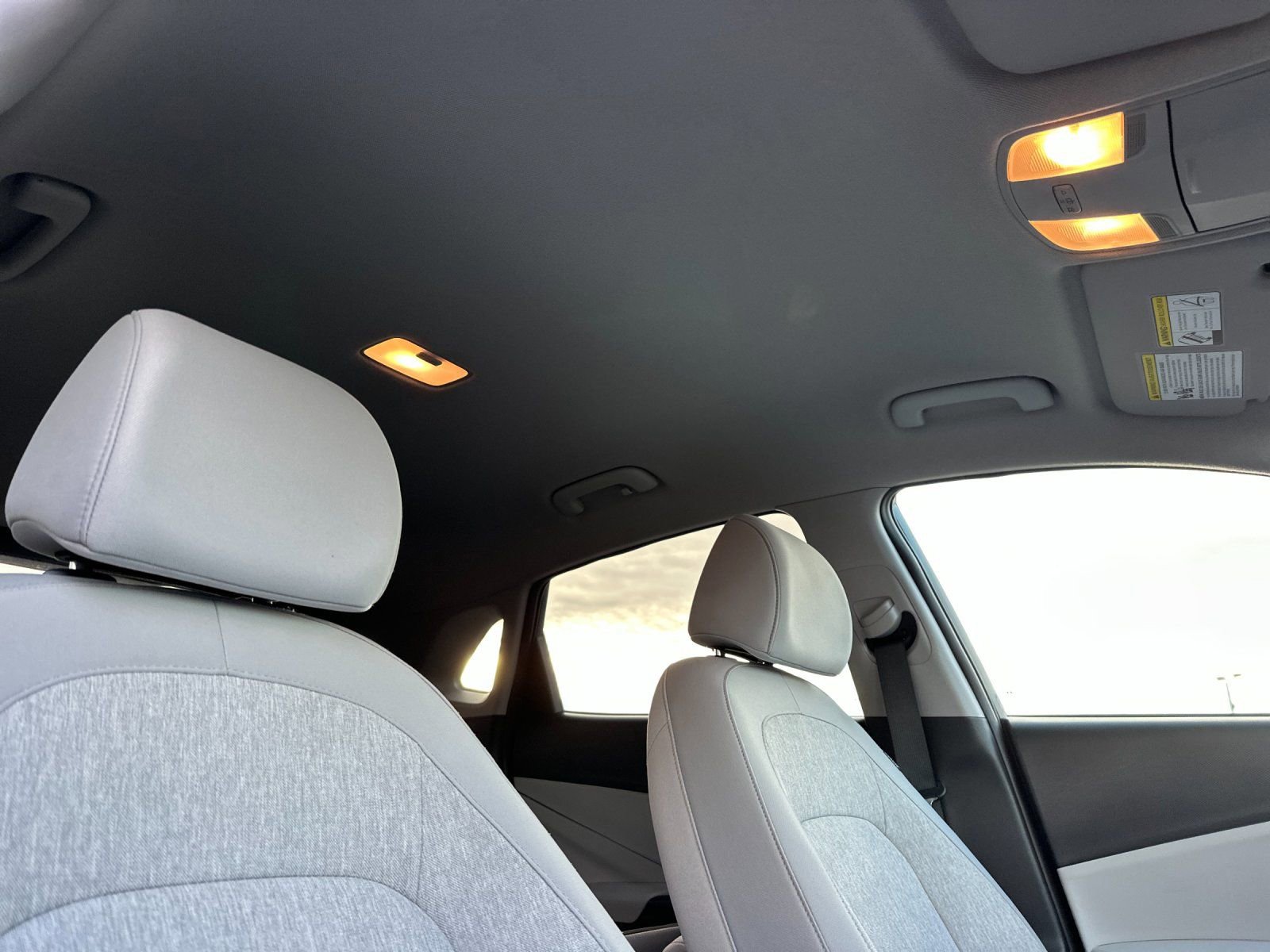 Used 2023 Hyundai Kona SE image 16