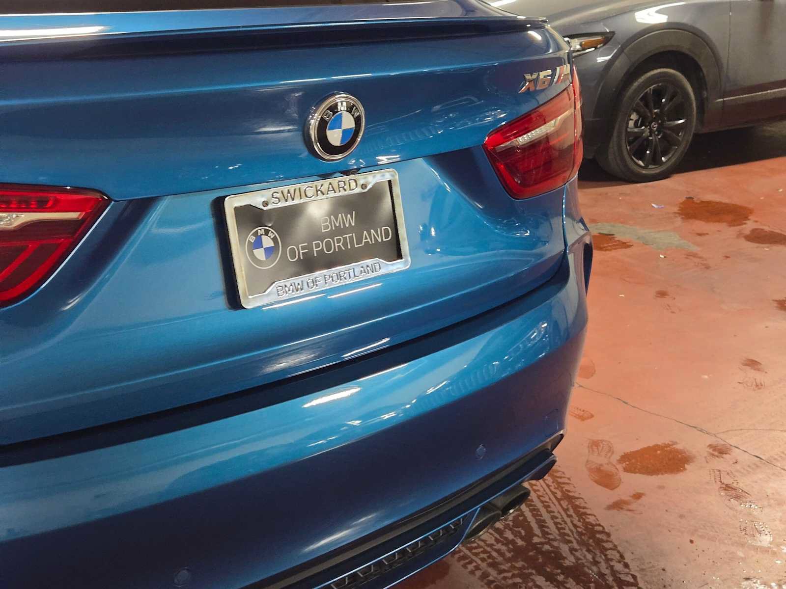Used 2018 BMW X6 M AWD/4WD image 14