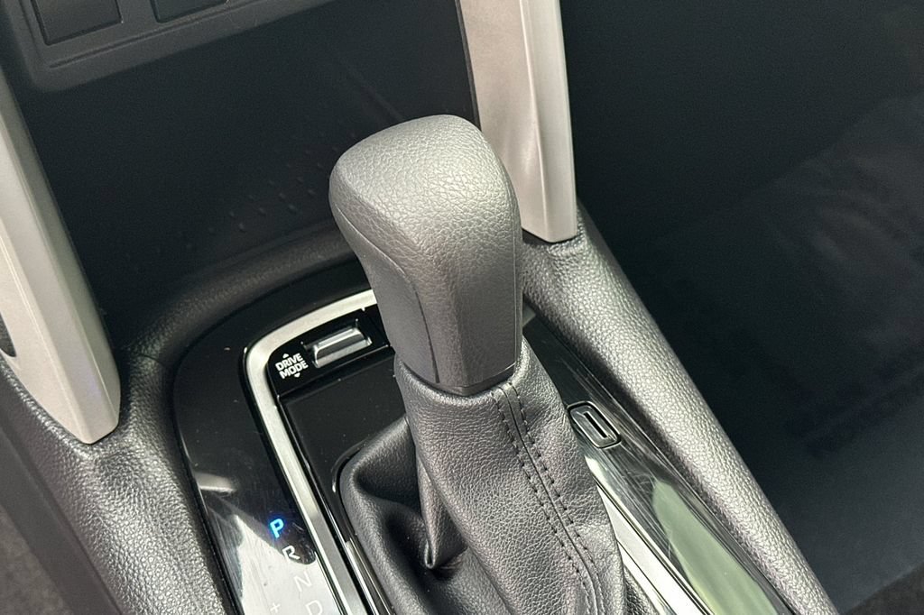 Certified 2025 Toyota Corolla Cross AWD Hybrid image 20