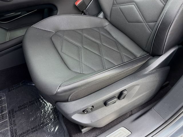 Used 2024 Volkswagen Atlas SE image 19