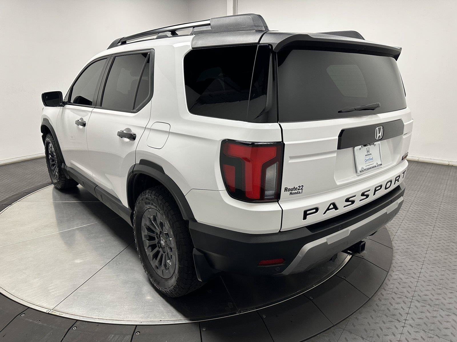 Certified 2026 Honda Passport TrailSport image 9
