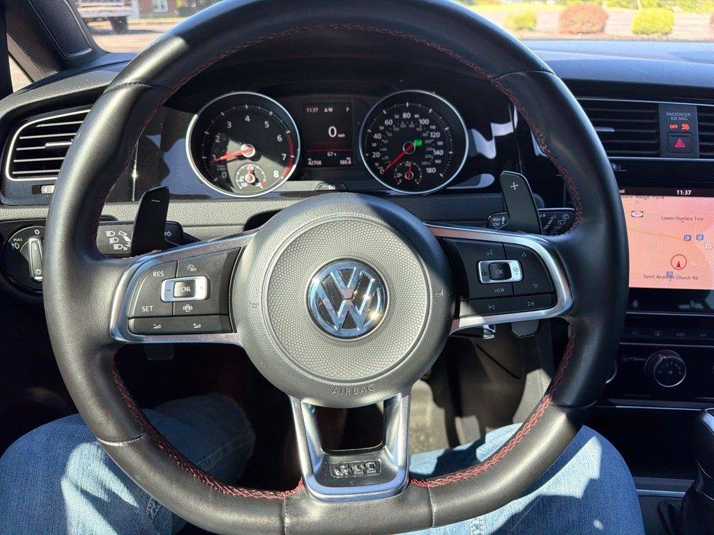 Used 2019 Volkswagen GTI SE FWD image 11