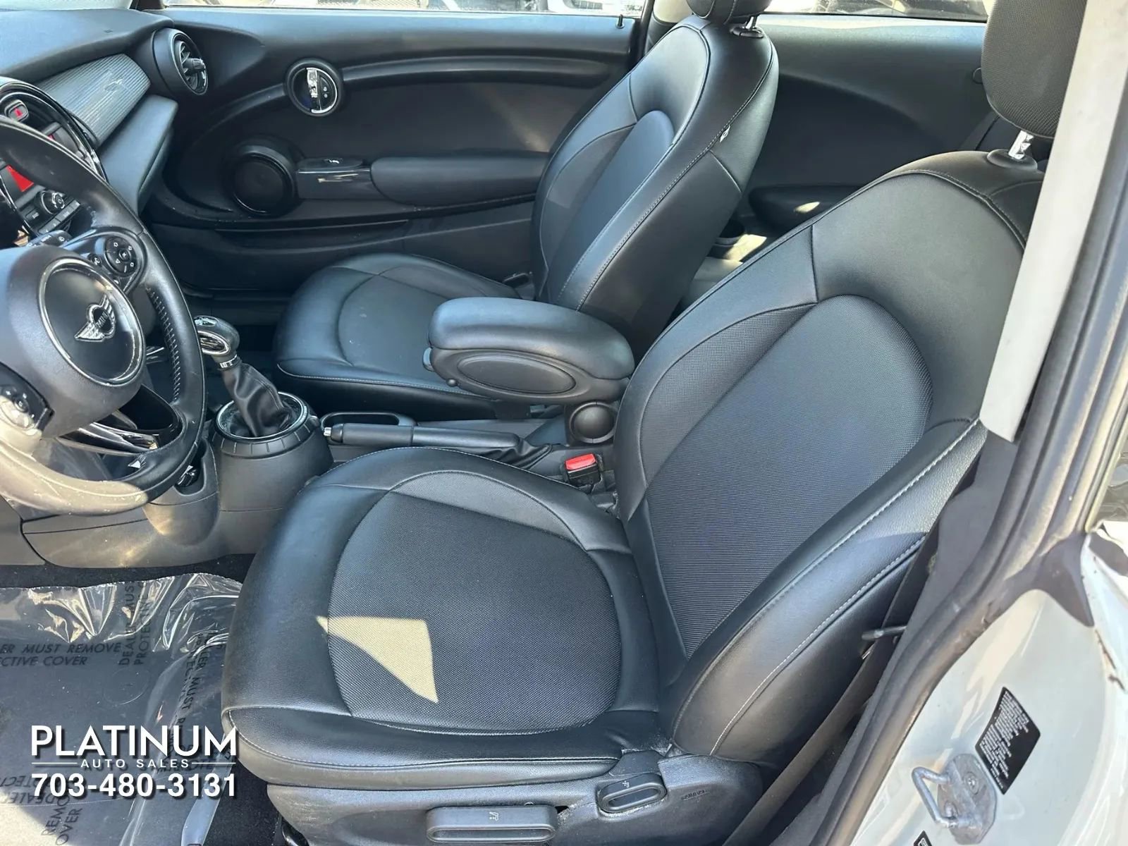 Used 2015 MINI Cooper 2-Door Hardtop image 11