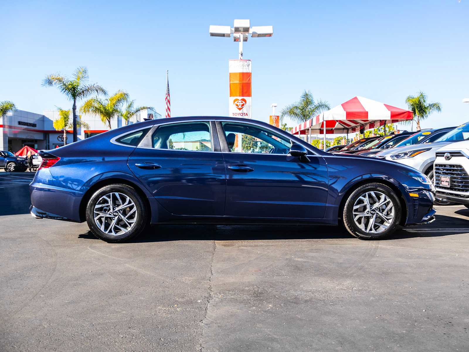 Used 2022 Hyundai Sonata SEL w/ Convenience Package image 11