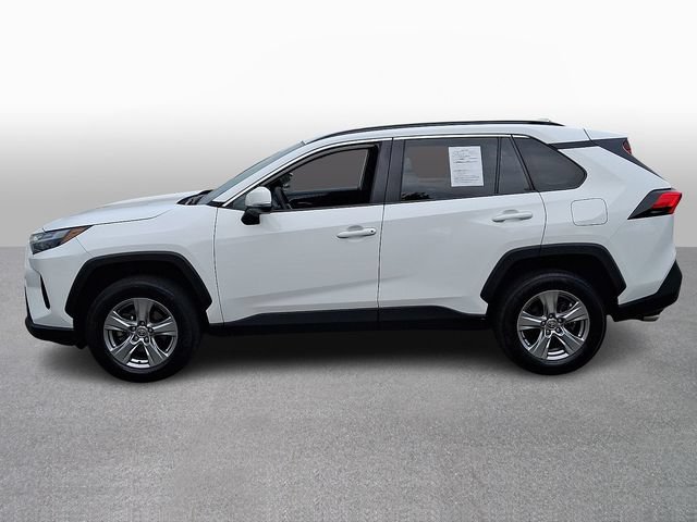 Used 2024 Toyota RAV4 XLE AWD/4WD image 7
