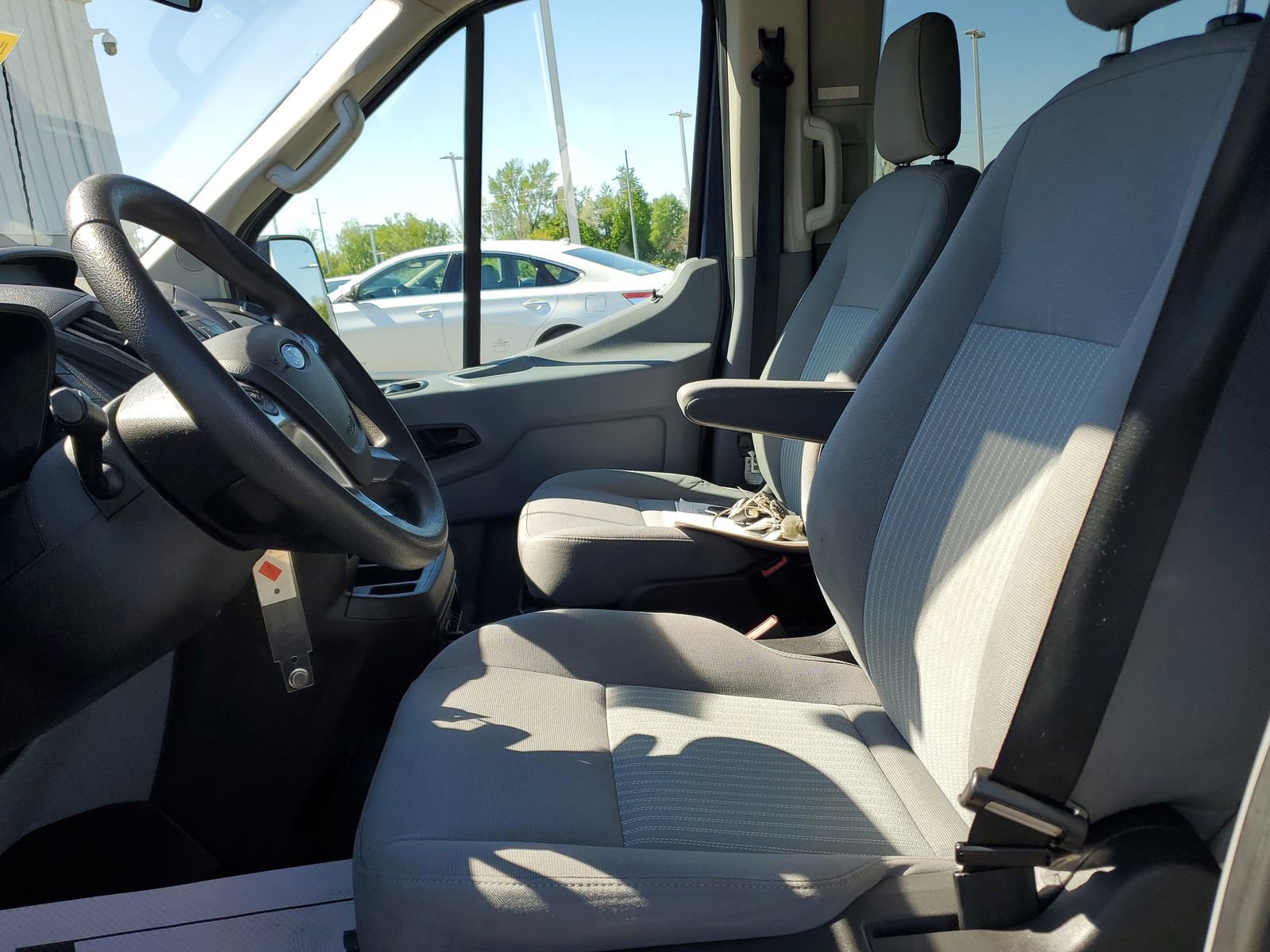 Used 2019 Ford Transit 350 XLT RWD image 17