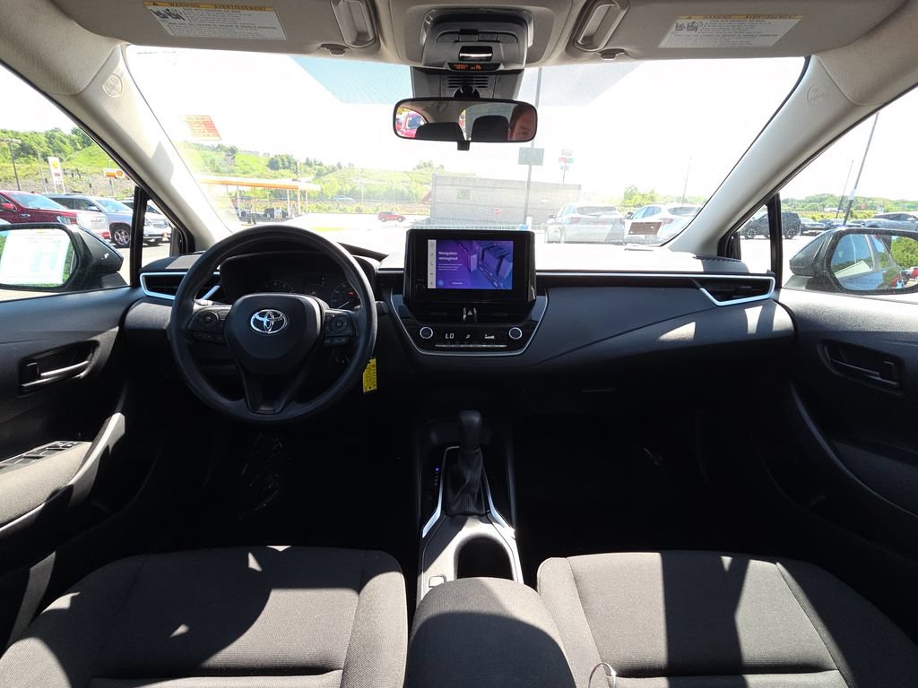 Used 2024 Toyota Corolla LE FWD image 29