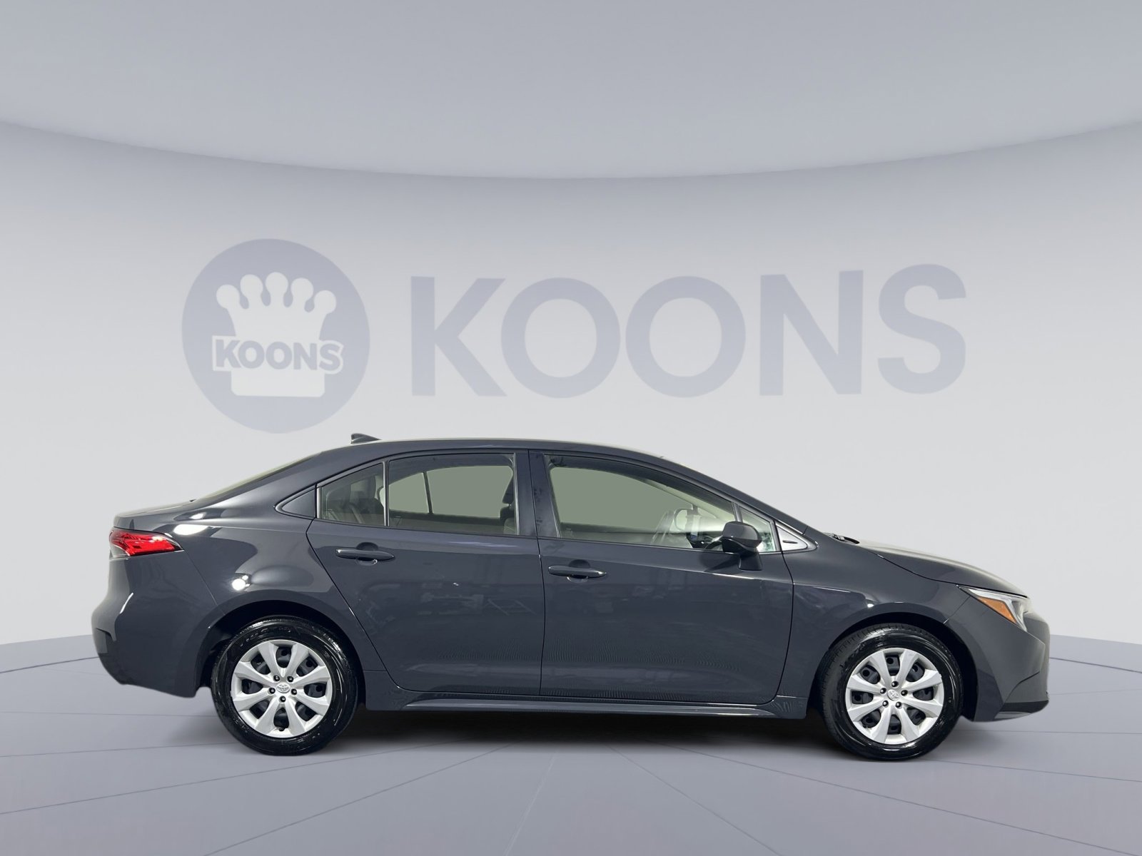 Used 2025 Toyota Corolla LE image 8