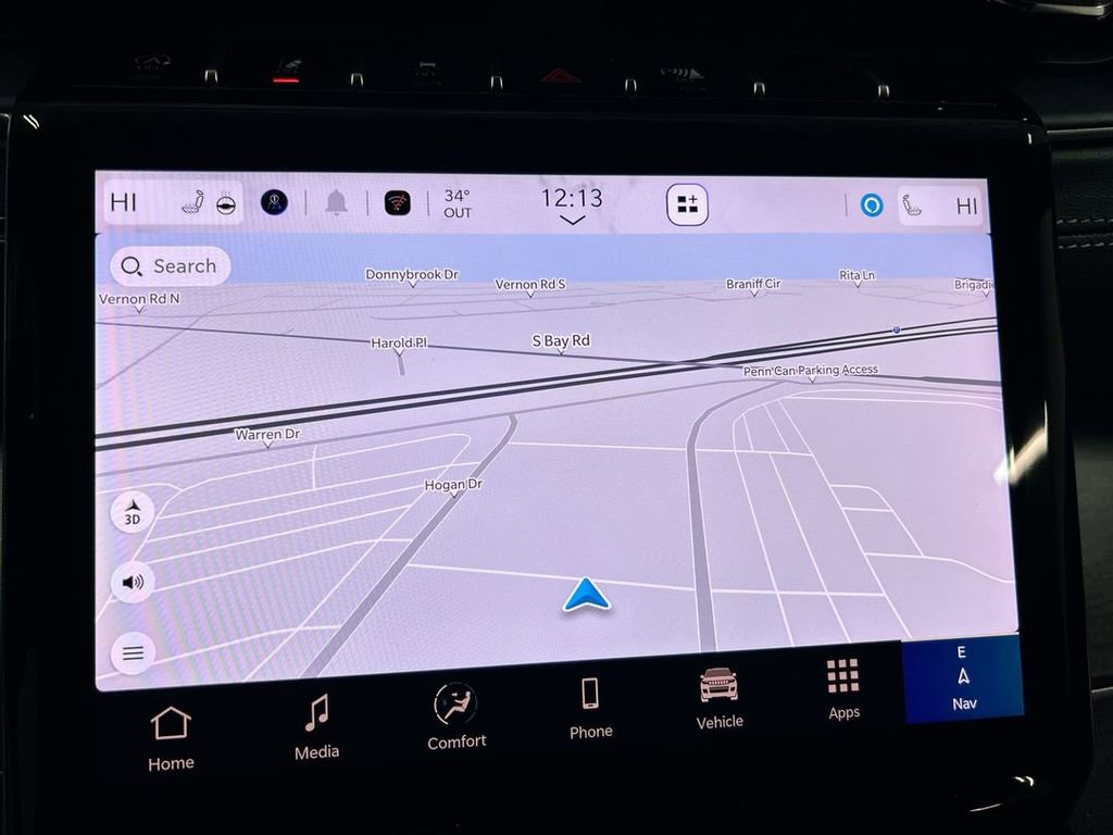 Used 2025 Jeep Grand Cherokee Limited w/ Black Appearance Package image 16