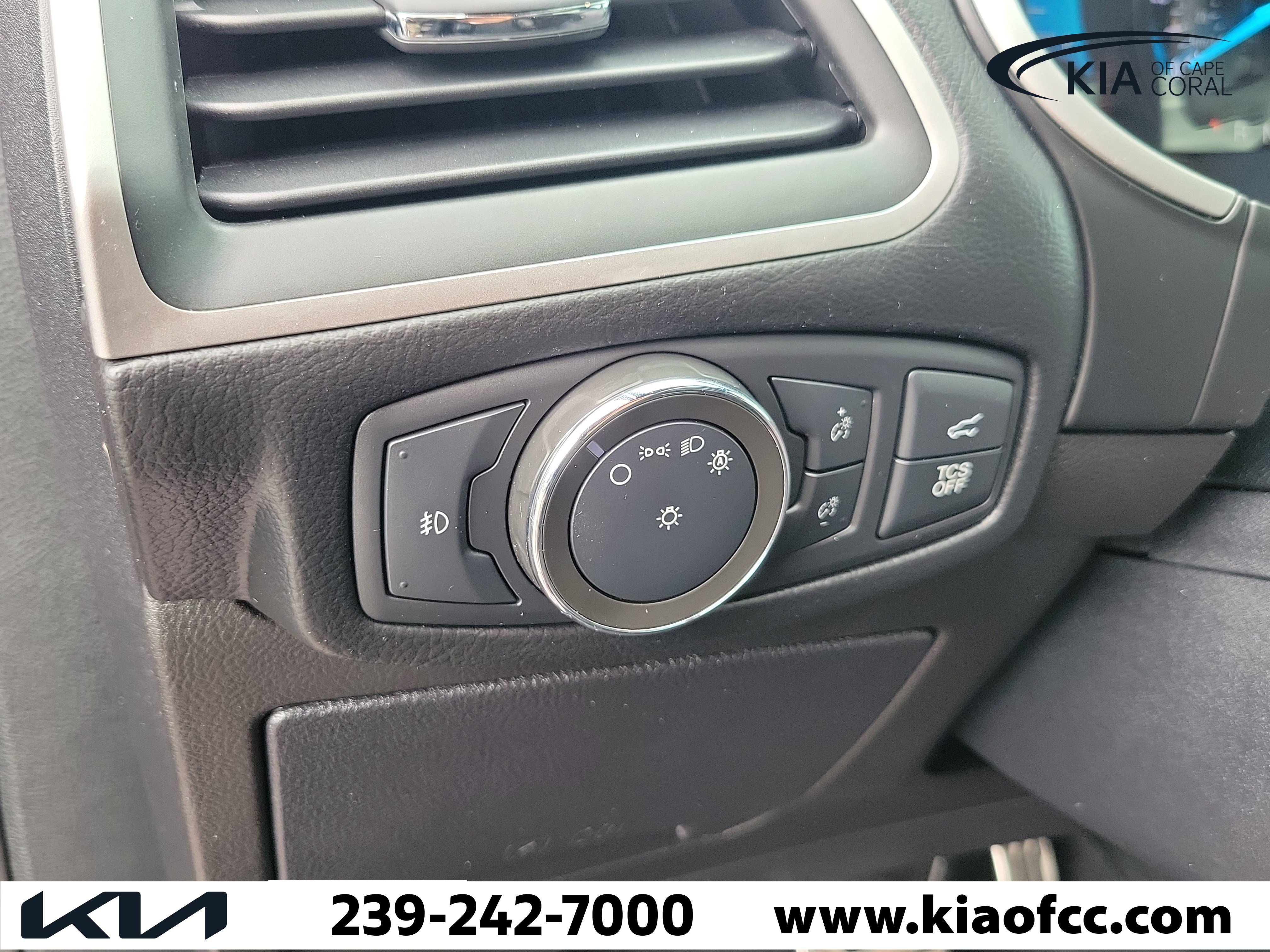 Used 2021 Ford Edge ST-Line FWD image 26