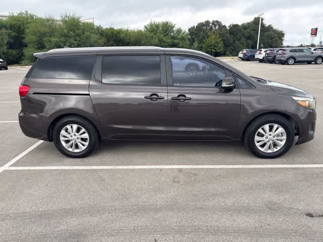 Used 2017 Kia Sedona LX w/ LX Essentials Premium Package FWD image 6