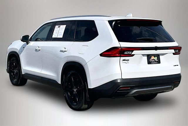 Used 2024 Toyota Grand Highlander Limited image 4