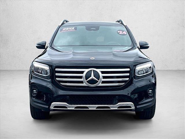 Used 2024 Mercedes-Benz GLB 250 4MATIC image 3