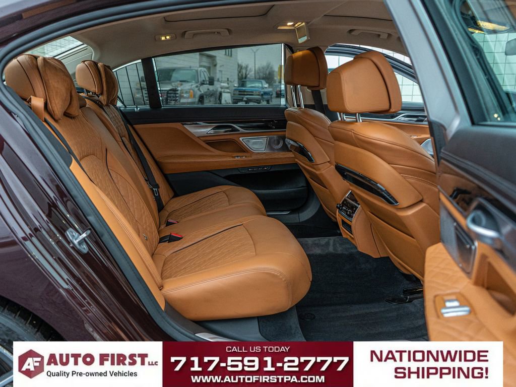 Used 2020 BMW 750i xDrive w/ Autobahn Package image 14