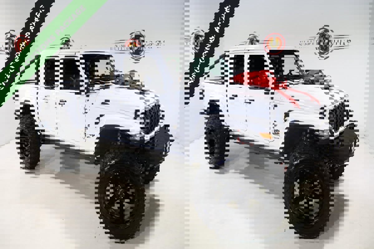 Used 2025 Jeep Gladiator Sport image 1
