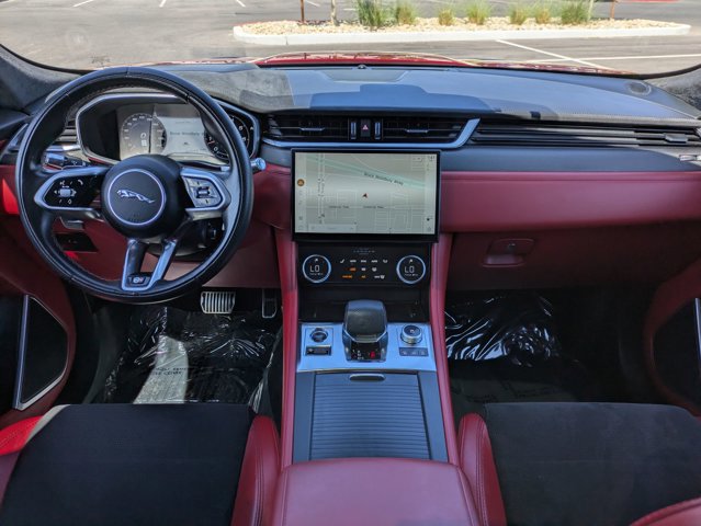 Used 2021 Jaguar F-PACE SVR image 19