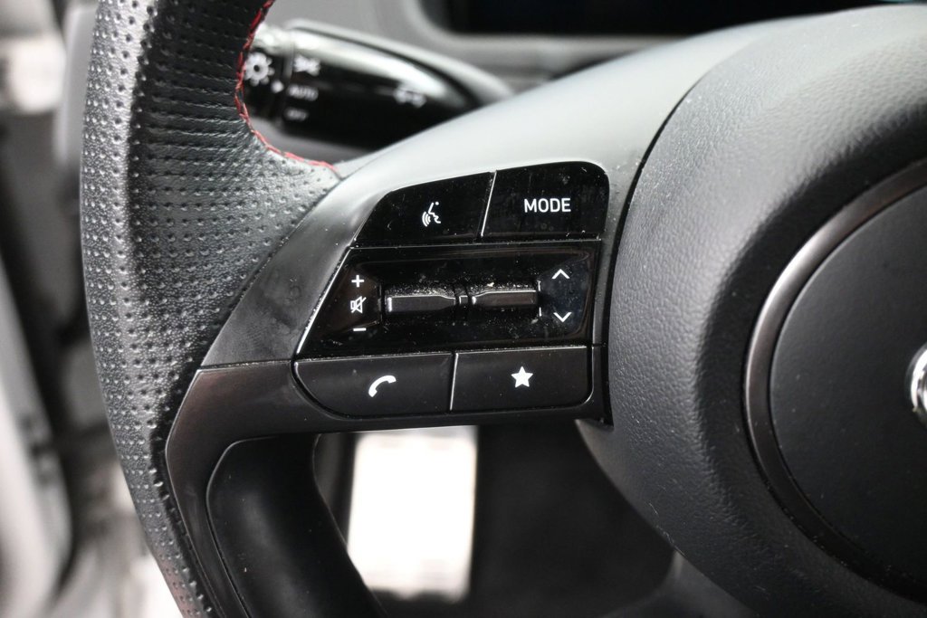 Used 2022 Hyundai Tucson N Line FWD image 12