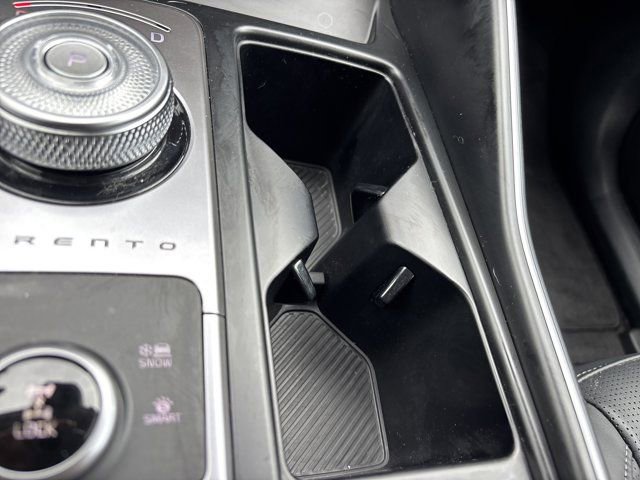 Used 2025 Kia Sorento EX image 41