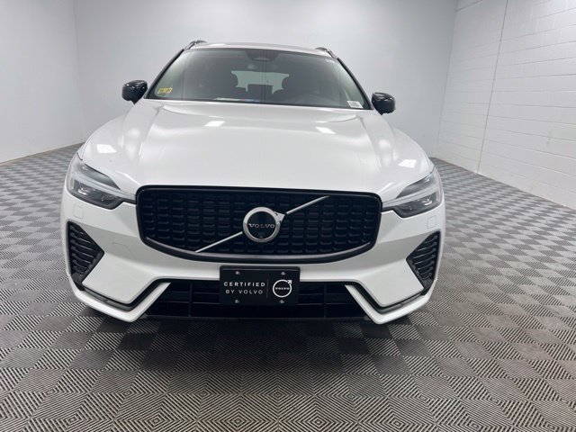 Certified 2024 Volvo XC60 B5 Plus w/ Protection Package Premier AWD/4WD image 3