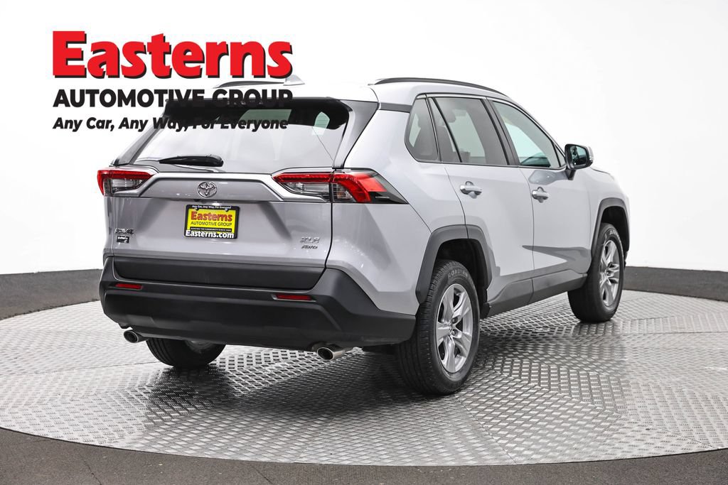 Used 2024 Toyota RAV4 XLE AWD/4WD image 5