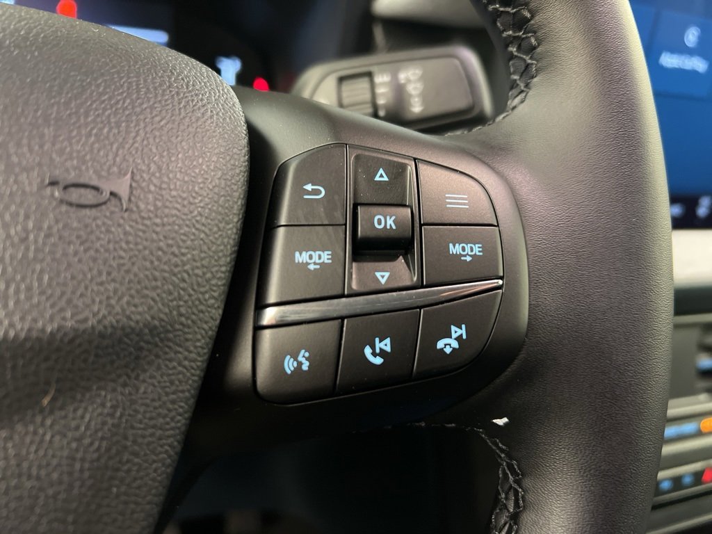 New 2025 Ford Maverick XLT w/ XLT Luxury Package image 18