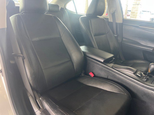 Used 2014 Lexus ES 350 w/ Luxury Package image 28