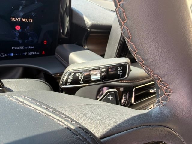Certified 2025 Lincoln Aviator Reserve w/ Equipment Group 201A AWD/4WD image 31