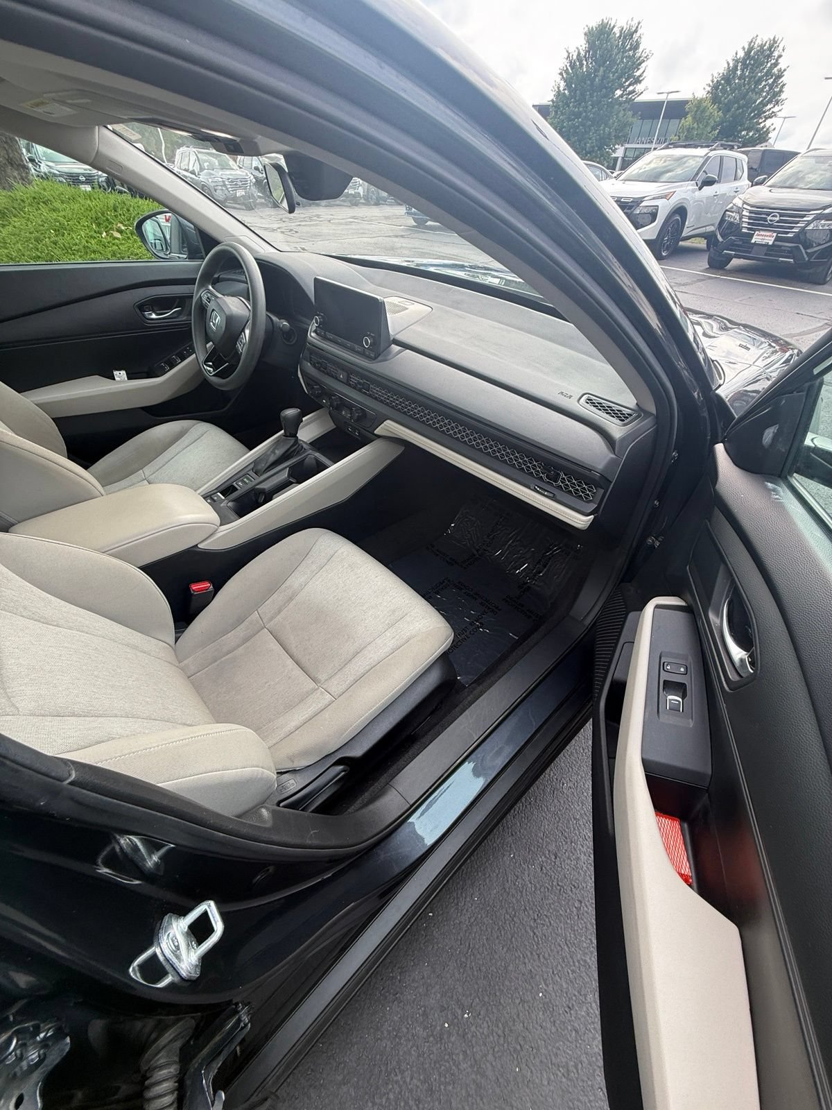 Used 2023 Honda Accord LX image 15
